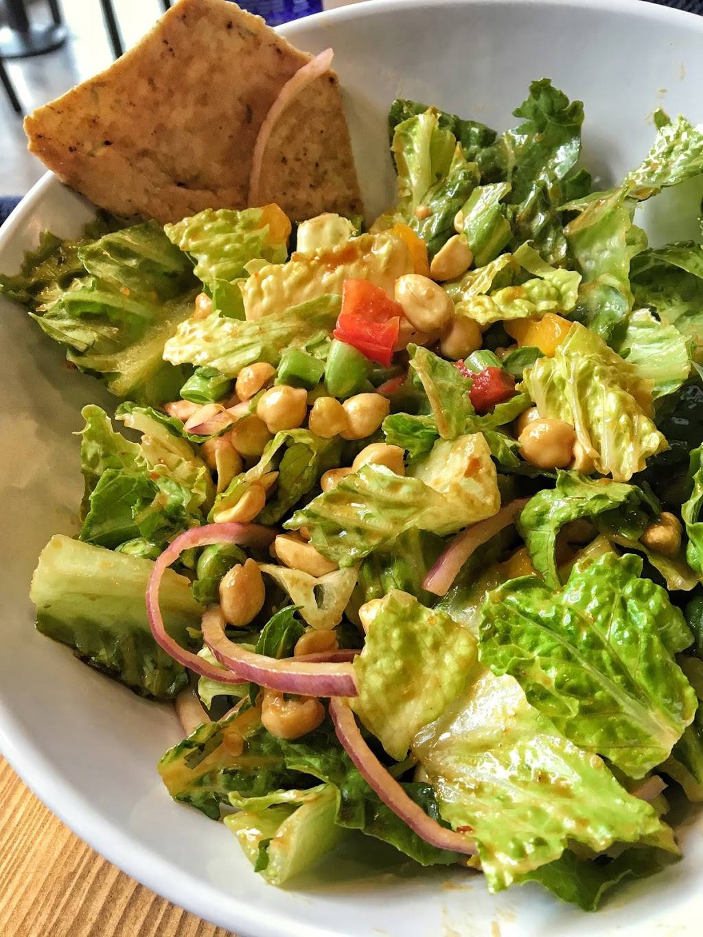 Chopped Leaf | restaurant | 800 Boyer Blvd #7, Mississauga, ON L5V 2Y1, Canada | 9058125323 OR +1 905-812-5323