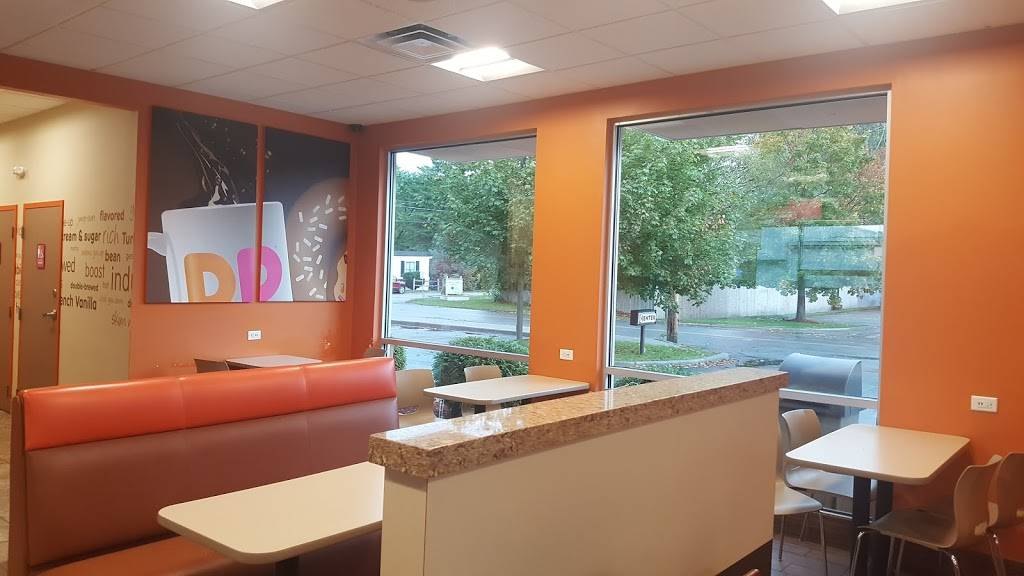 Dunkin | bakery | 209 Northside Dr, Bennington, VT 05201, USA | 8024409089 OR +1 802-440-9089