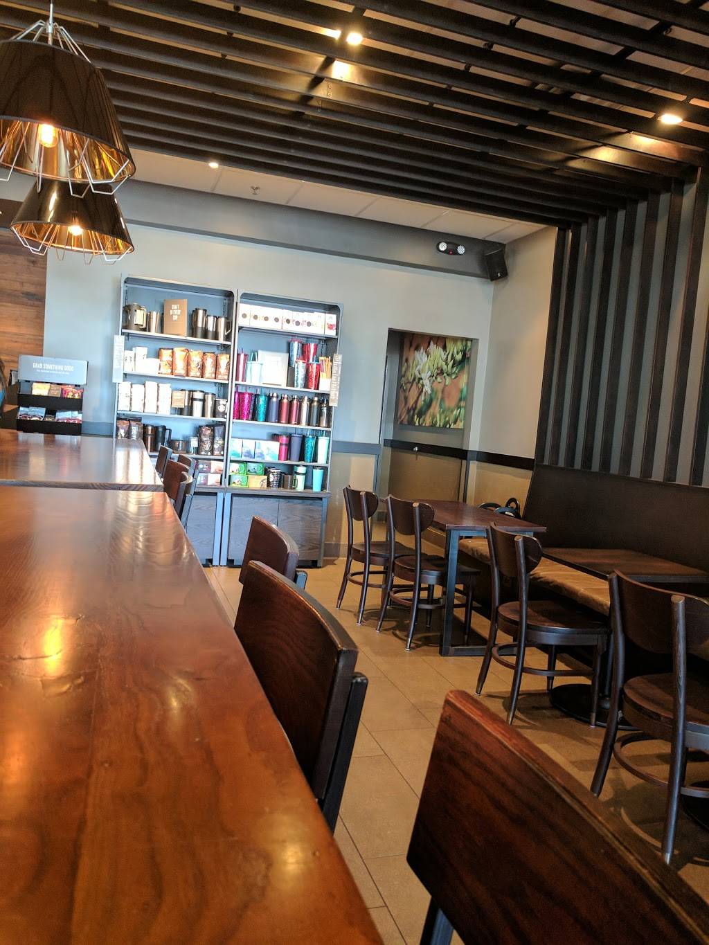 Starbucks | cafe | 29036 Gratiot Ave, Roseville, MI 48066, USA | 5867784552 OR +1 586-778-4552