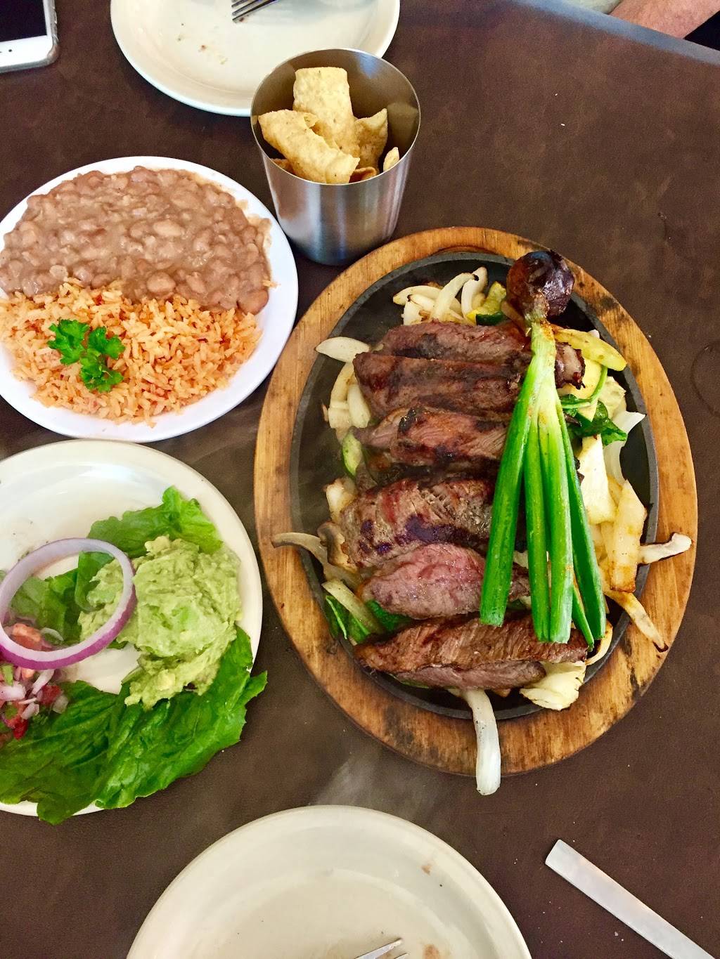 Gabriela & Sofias Tex-Mex | restaurant | 930 Parker Square Rd, Flower Mound, TX 75028, USA | 9728992368 OR +1 972-899-2368