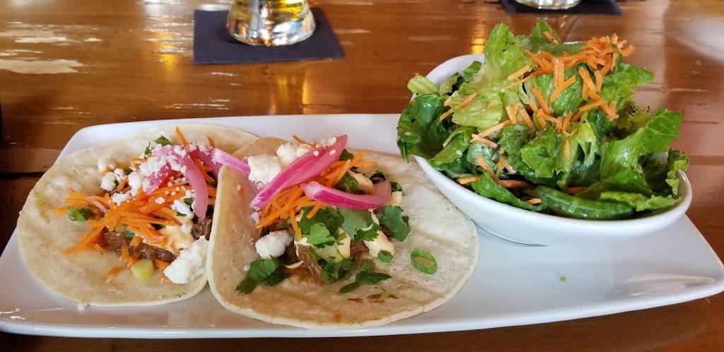 The Public House by Evans Brewing Co | restaurant | 138 W Commonwealth Ave, Fullerton, CA 92832, USA | 7148700039 OR +1 714-870-0039