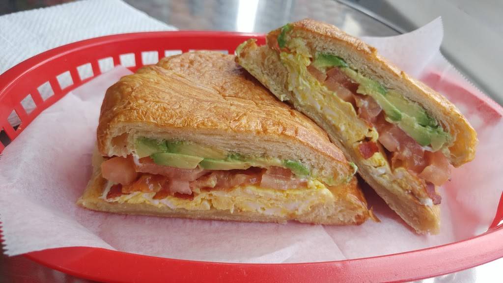 AMIGOS CAFE | meal takeaway | 14506 Victory Blvd, Van Nuys, CA 91411, USA | 8189889986 OR +1 818-988-9986