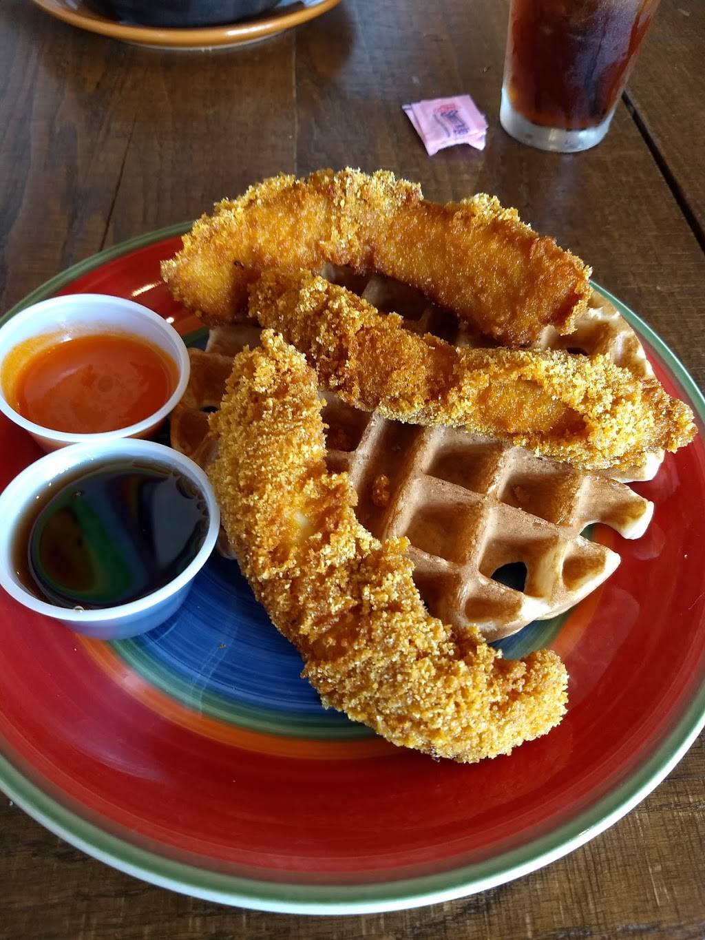 Bobcat Bonnie’s | restaurant | 240 W Nine Mile Rd, Ferndale, MI 48220, USA | 2486770158 OR +1 248-677-0158