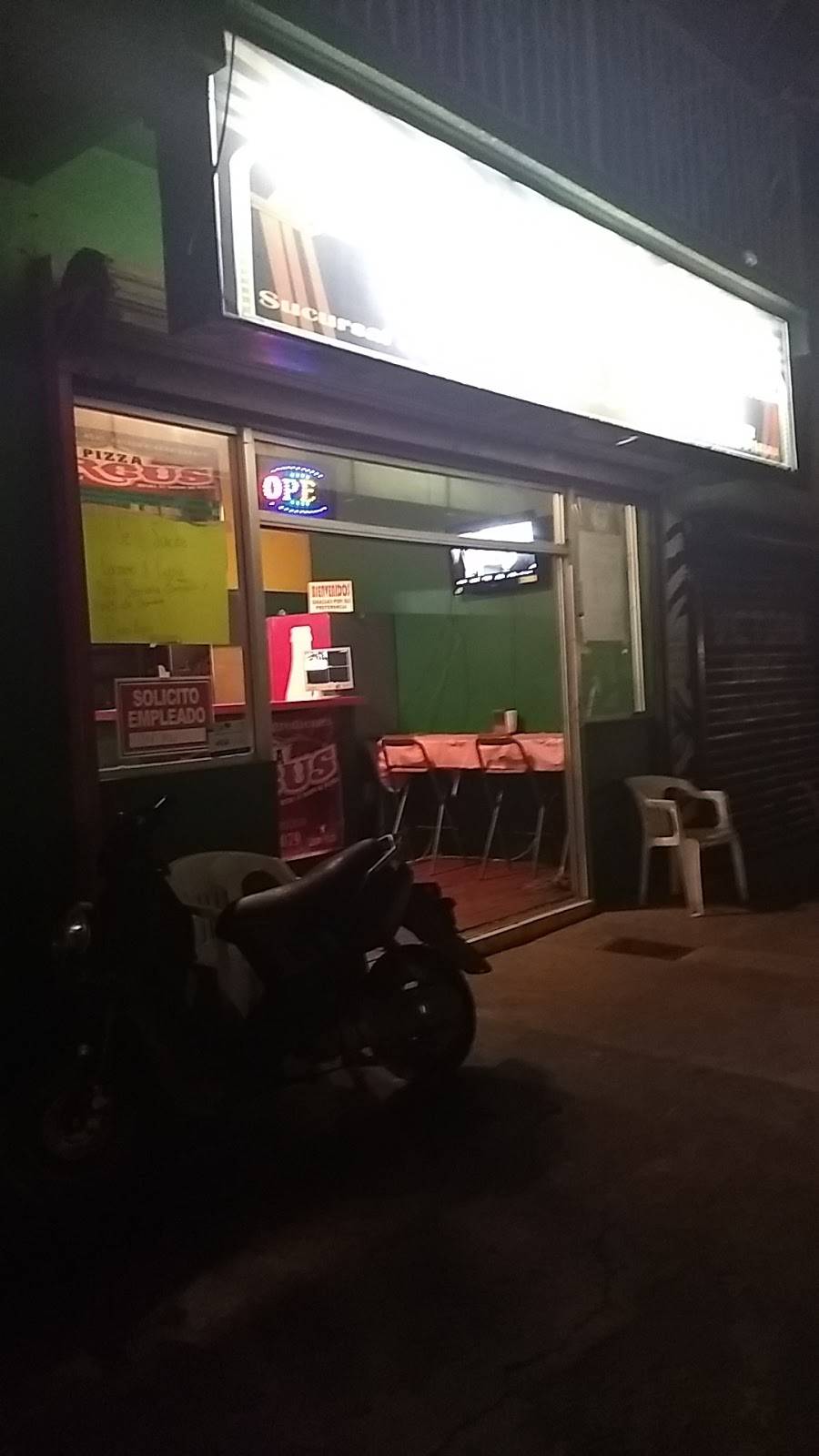 Circus Pizza Jardín | restaurant | E. Chopo 5375, Cd Jardin, 22610 Tijuana, B.C., Mexico | 016643807079 OR +52 664 380 7079