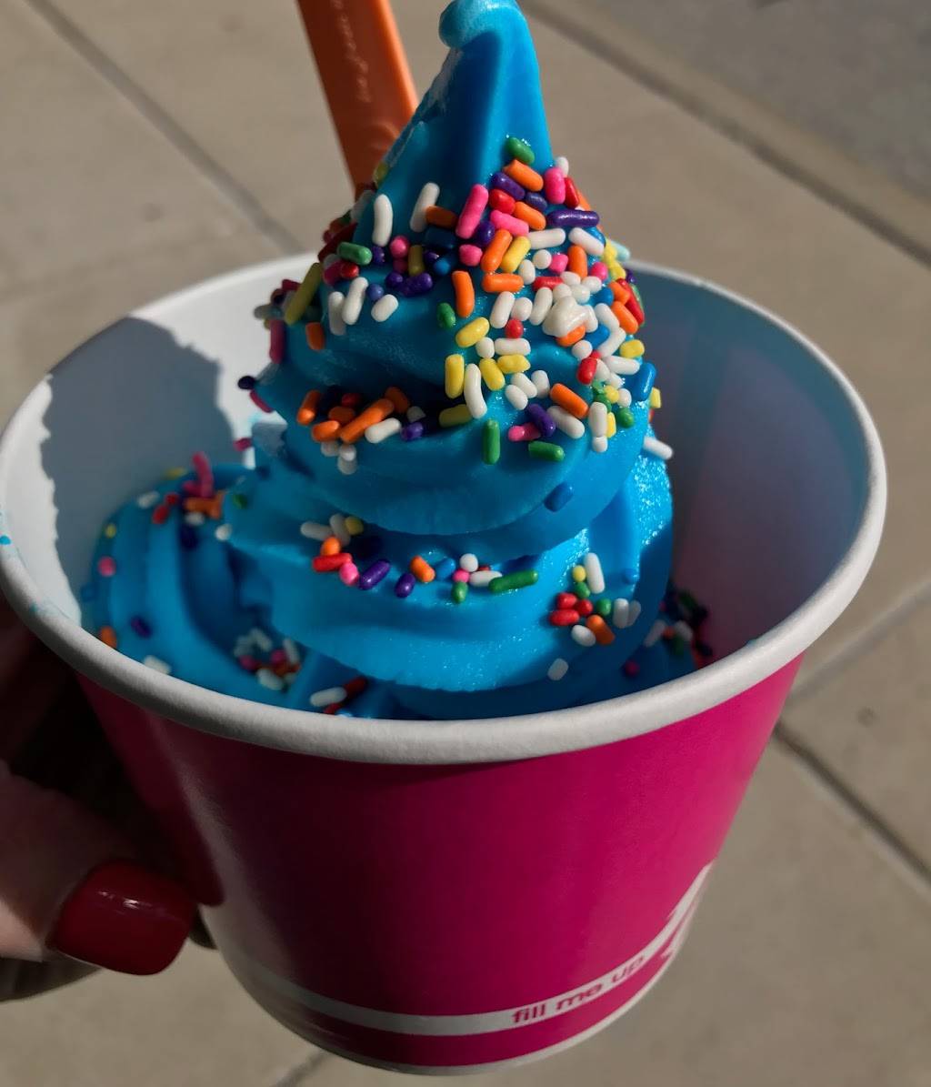 SMYLE Yogurt Bar | restaurant | 2620 Laporte Ave, Valparaiso, IN 46383, USA | 2194629696 OR +1 219-462-9696