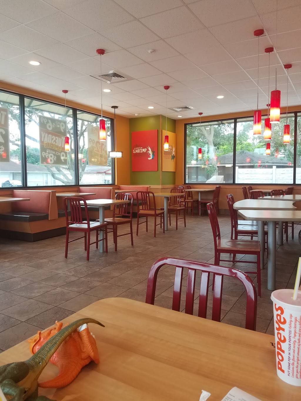 Popeyes Louisiana Kitchen | restaurant | 8506 Spencer Hwy, La Porte, TX 77571, USA | 2818848138 OR +1 281-884-8138