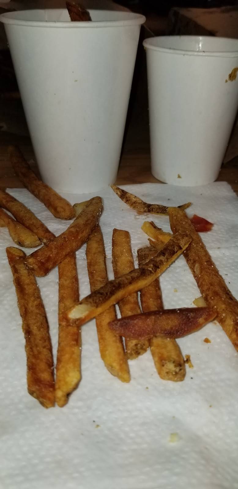 Five Guys | meal takeaway | 118 North Conistor St, Liberty, MO 64068, USA | 8167920511 OR +1 816-792-0511