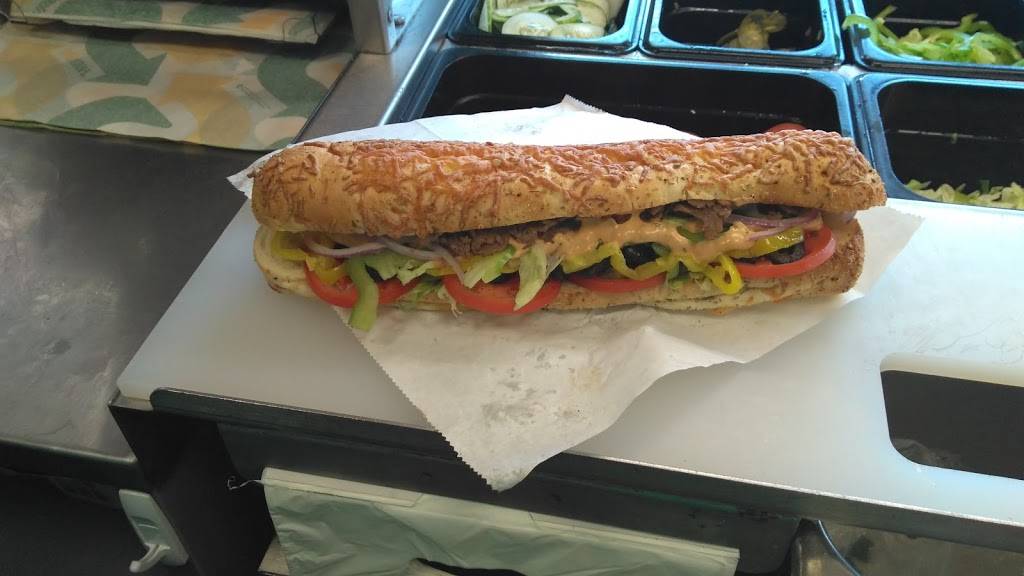 Subway | restaurant | 1636 N County Line St, Fostoria, OH 44830, USA | 4194358511 OR +1 419-435-8511