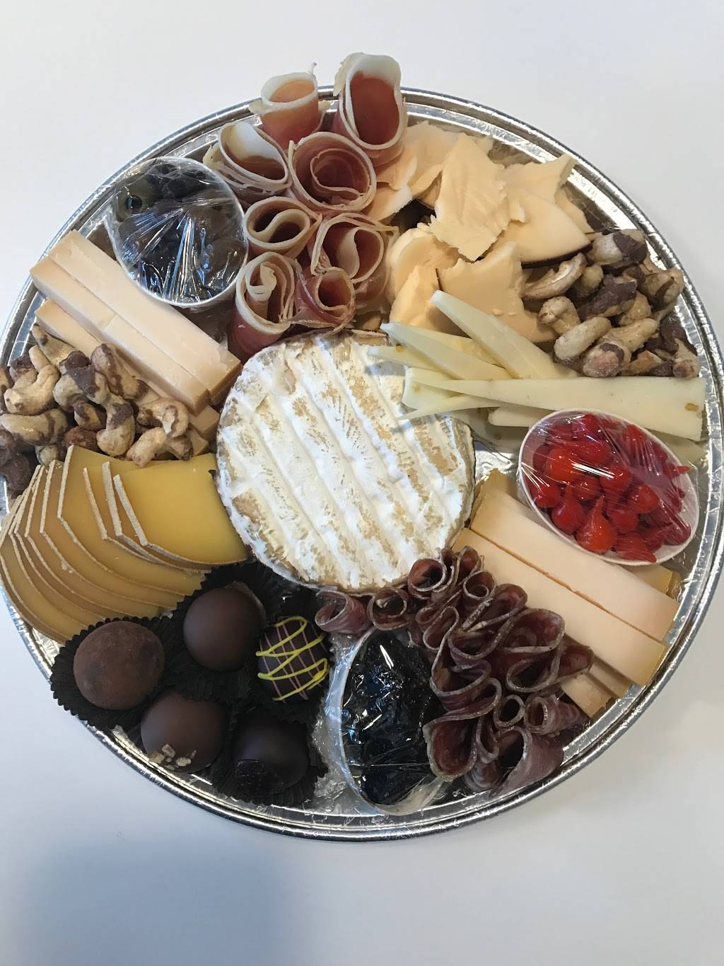 Chocolate Lab | restaurant | 2504 E Colfax Ave, Denver, CO 80206, USA | 7205365037 OR +1 720-536-5037