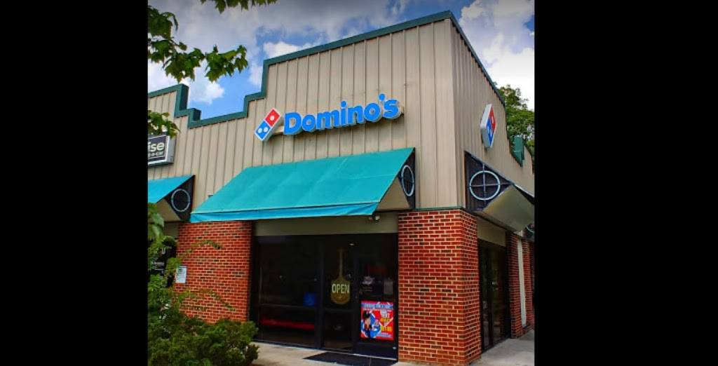 Dominos Pizza | meal delivery | 112 John Earl St, Hillsborough, NC 27278, USA | 9197323001 OR +1 919-732-3001
