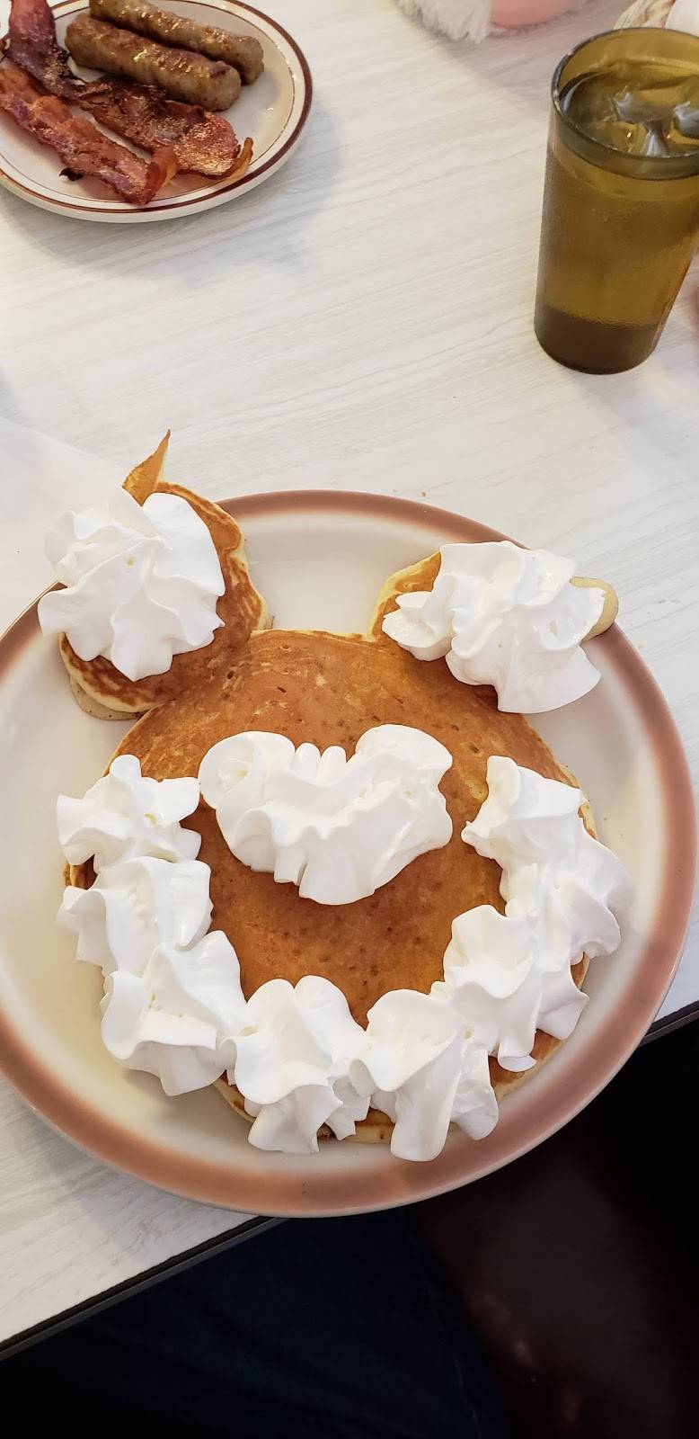 Sunset Inn Restaurant | restaurant | 1578 US-30, Amboy, IL 61310, USA | 8158573482 OR +1 815-857-3482