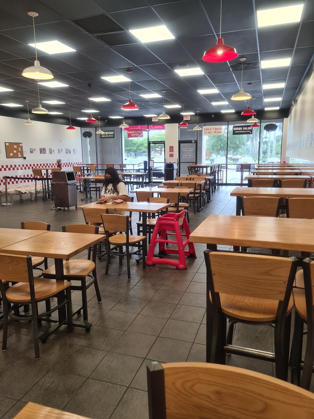 Five Guys | meal takeaway | 9725 NW 41st St, Doral, FL 33178, USA | 3055918743 OR +1 305-591-8743
