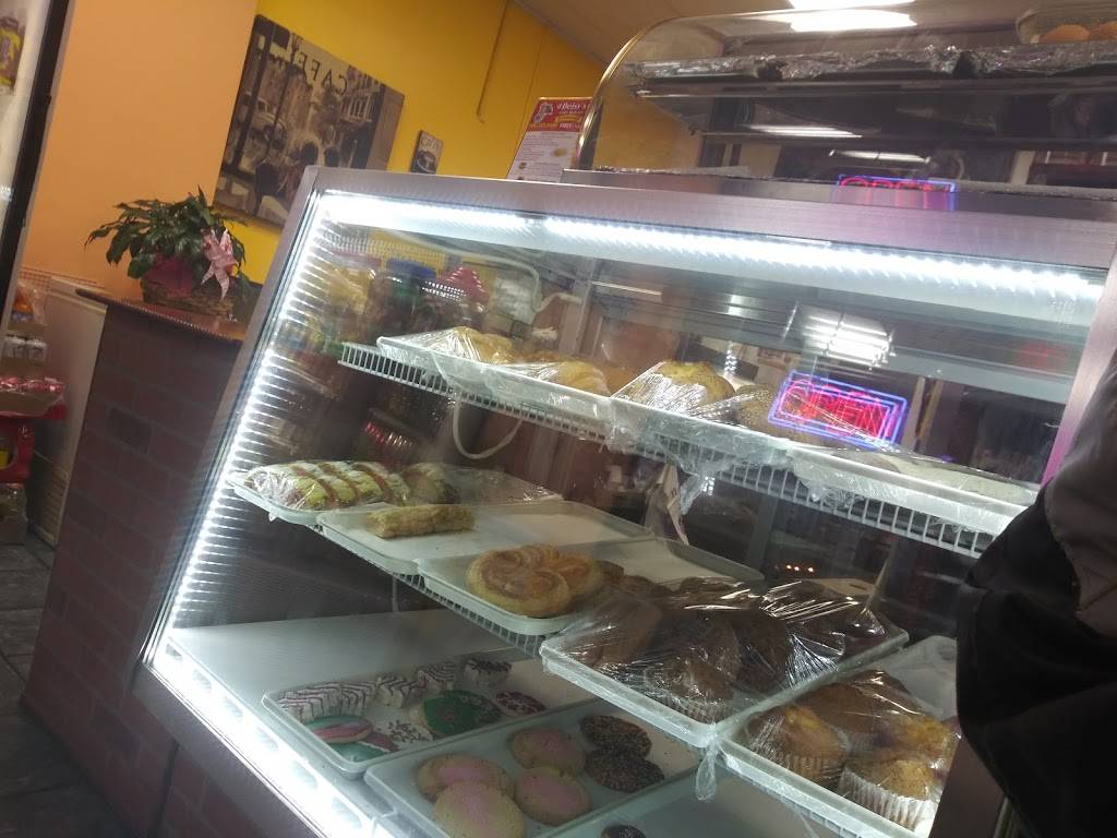 Deisys Cafe Bakery "El empanadazo" | restaurant | 104 Elmora Ave, Elizabeth, NJ 07202, USA | 9083535408 OR +1 908-353-5408