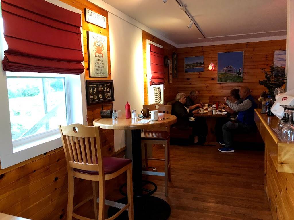 Giant Stairs Seafood Grille | restaurant | 2118 Harpswell Islands Rd, Bailey Island, ME 04003, USA | 2078335000 OR +1 207-833-5000