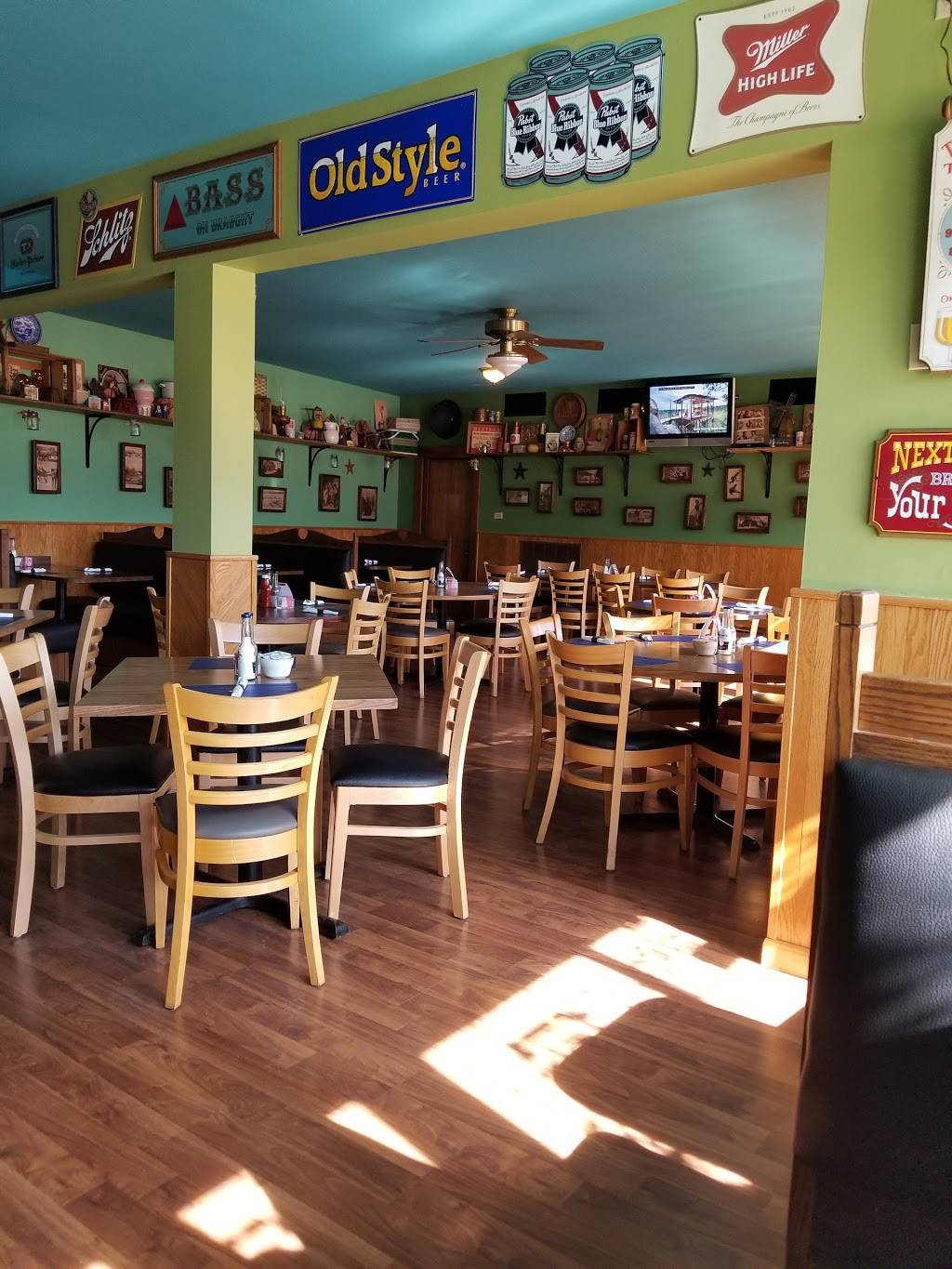 Durham Pub & Grill | restaurant | s98w12532 Loomis Ct, Muskego, WI 53150, USA | 4143672360 OR +1 414-367-2360