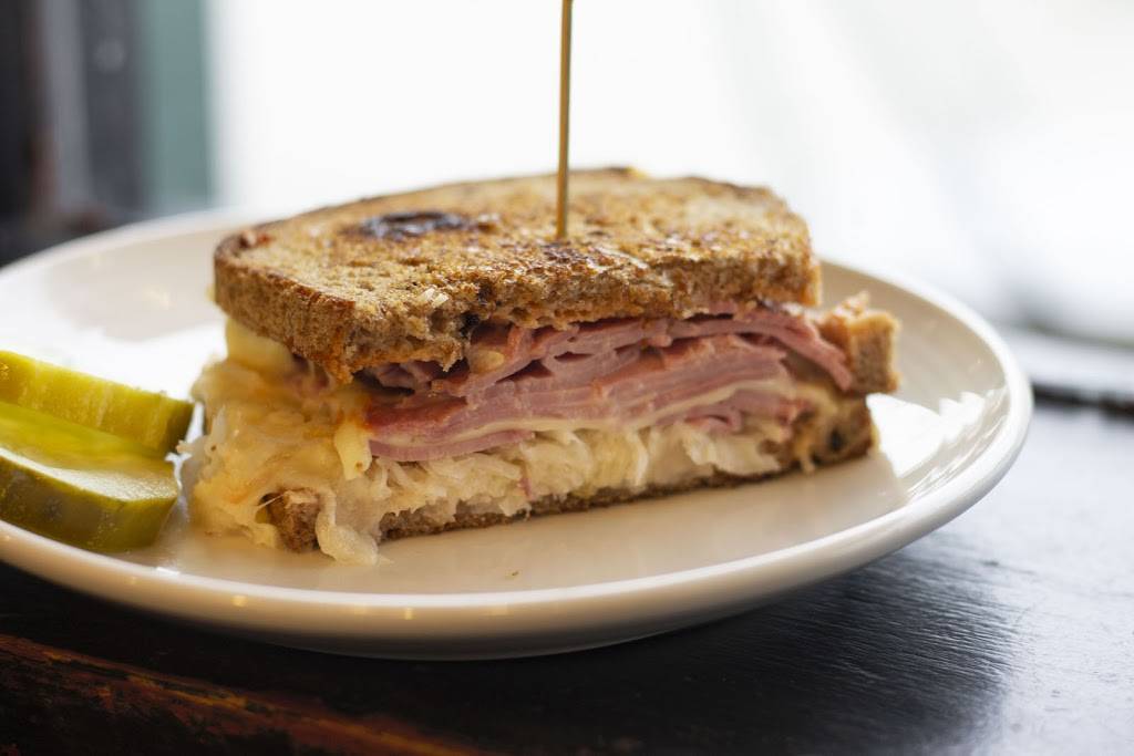 Atwaters Hopkins | cafe | 855 N Wolfe St suite a, Baltimore, MD 21205, USA | 4106013702 OR +1 410-601-3702