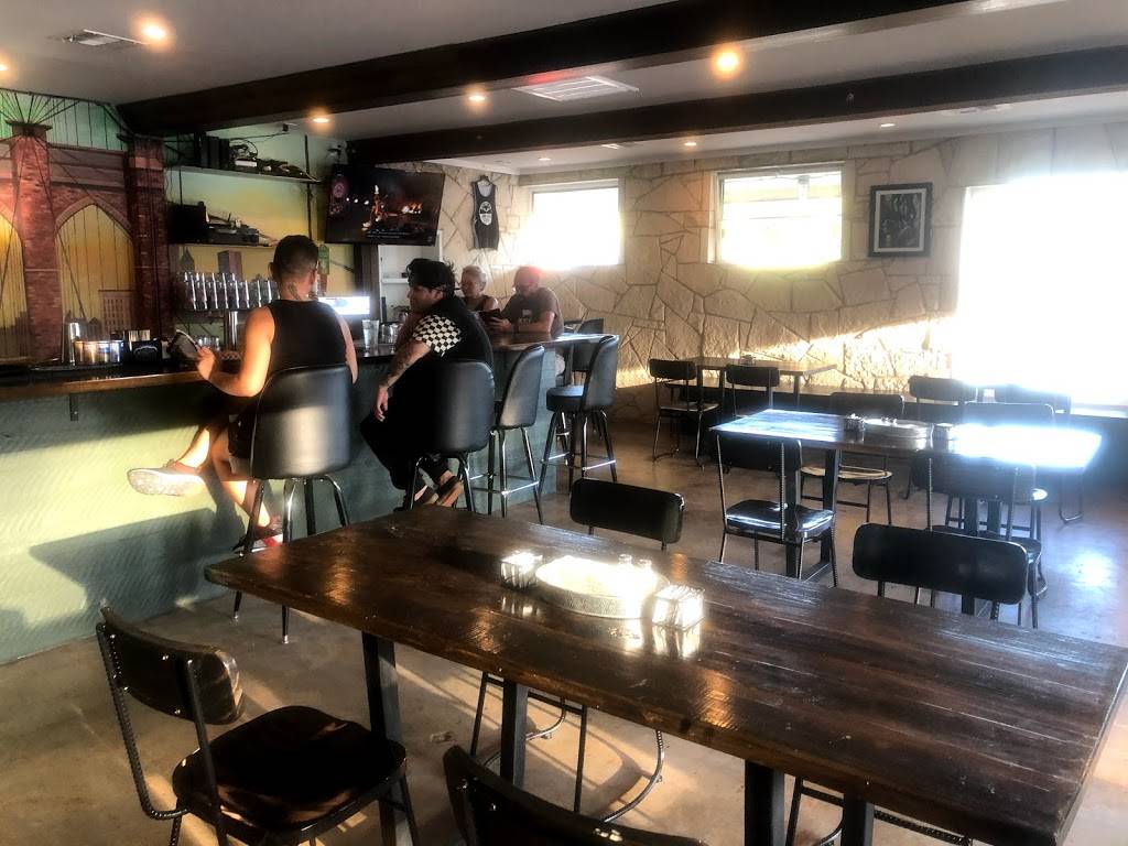 Brooklyn Pizzeria and Bar | restaurant | 2026 S Lamar Blvd, Austin, TX 78704, USA | 5123584663 OR +1 512-358-4663