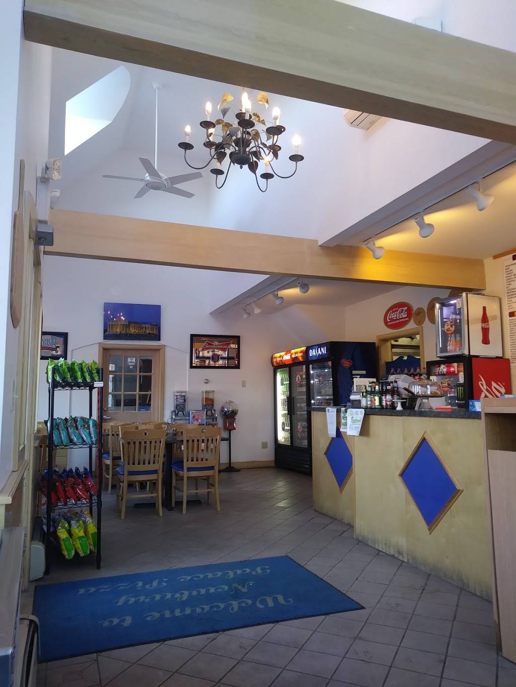 Newbury Palace Pizza | restaurant | 104 New Hampshire Rte 103, Newbury, NH 03255, USA | 6039385050 OR +1 603-938-5050