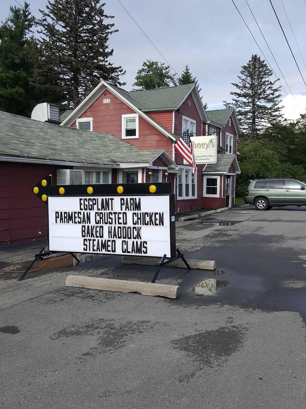 Gibneys Restaurant | restaurant | 225 Roosevelt Hwy, Waymart, PA 18472, USA | 5704886636 OR +1 570-488-6636