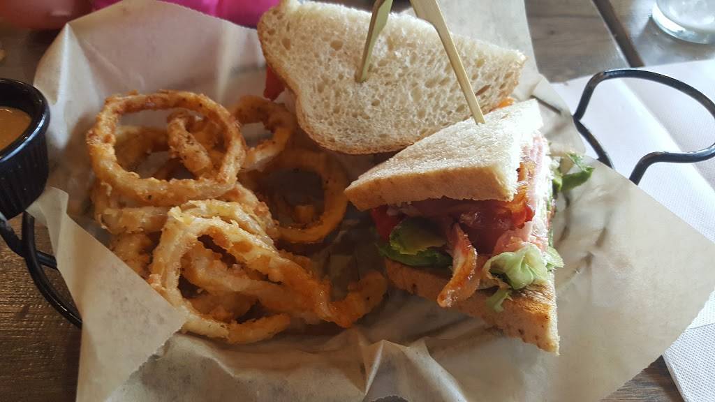 Full On Craft Eats & Drinks | meal takeaway | 4007 Norbeck Rd, Rockville, MD 20853, USA | 2406693875 OR +1 240-669-3875