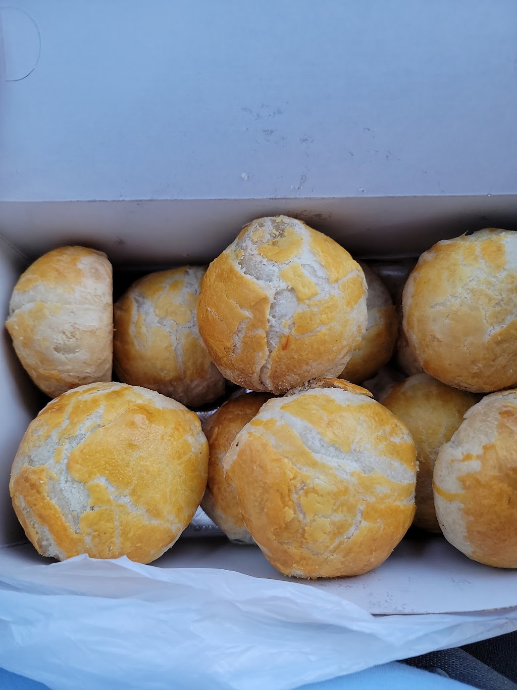 Lilians Bread & Sweets | restaurant | 9006 Sepulveda Blvd, North Hills, CA 91343, USA | 8188308010 OR +1 818-830-8010