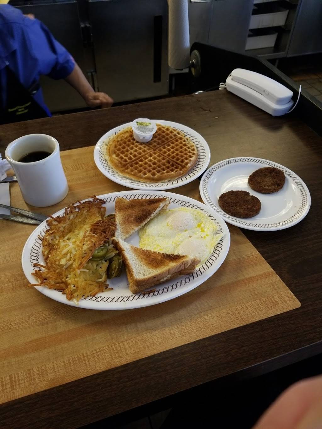 Waffle House | meal takeaway | 4050 Boatways Rd, Fort Myers, FL 33905, USA | 2396930844 OR +1 239-693-0844