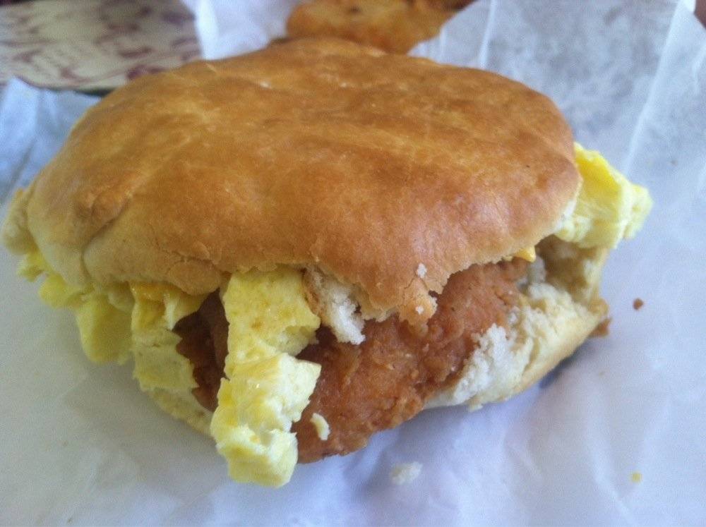 Biscuit King | restaurant | 1900 Cotton Grove Rd, Lexington, NC 27292, USA | 3363572292 OR +1 336-357-2292