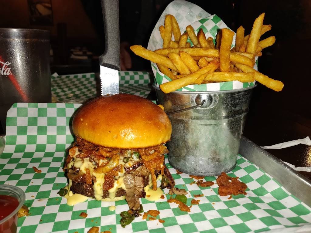 Jakes Bistro & Brew | restaurant | 12170 4th St, Yucaipa, CA 92399, USA | 9097908750 OR +1 909-790-8750