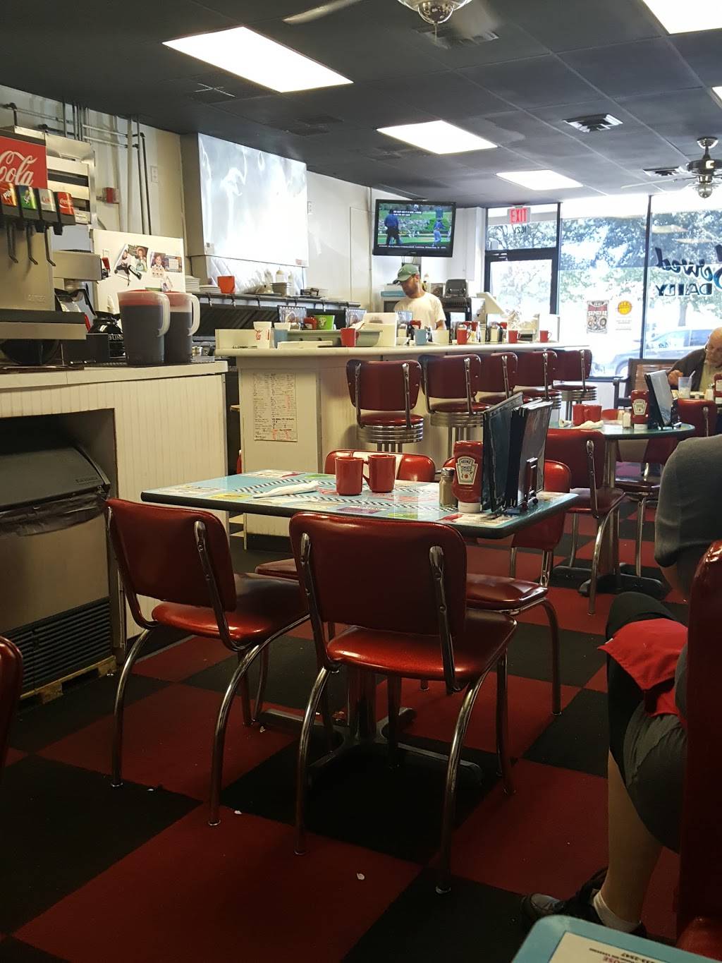 Classic Diner | restaurant | 1021 Providence Sq Shop Ctr, Virginia Beach, VA 23464, USA | 7574673000 OR +1 757-467-3000