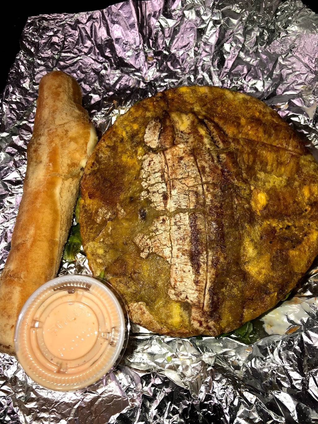 Tu Cachapa inc | restaurant | 4195 Broadway, New York, NY 10033, USA | 2125687575 OR +1 212-568-7575