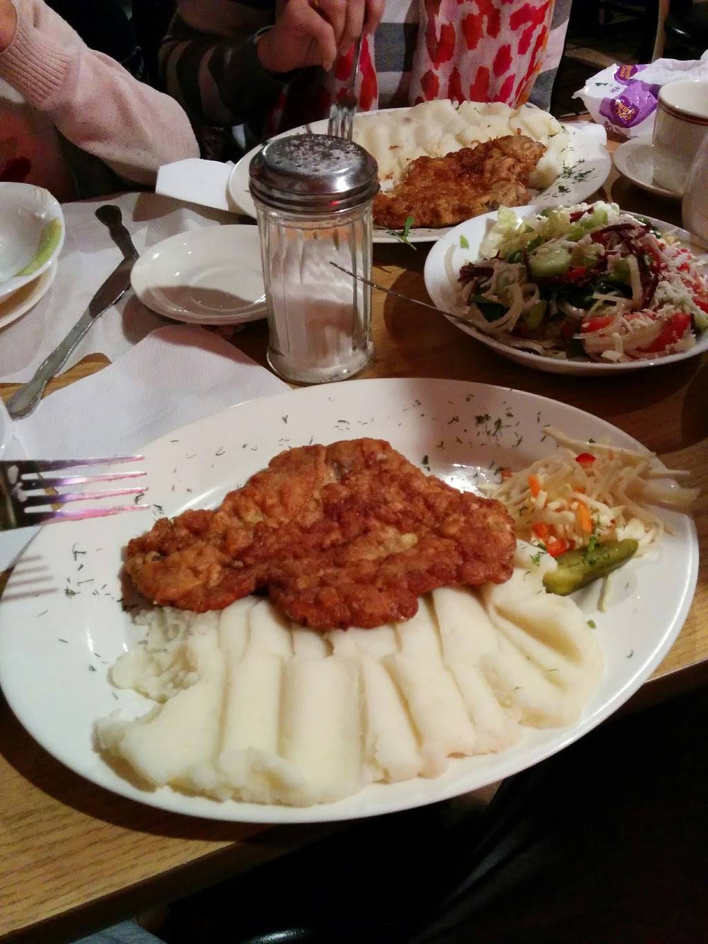 Varenichnaya | restaurant | 3086 Brighton 2nd St, Brooklyn, NY 11235, USA | 7183329797 OR +1 718-332-9797