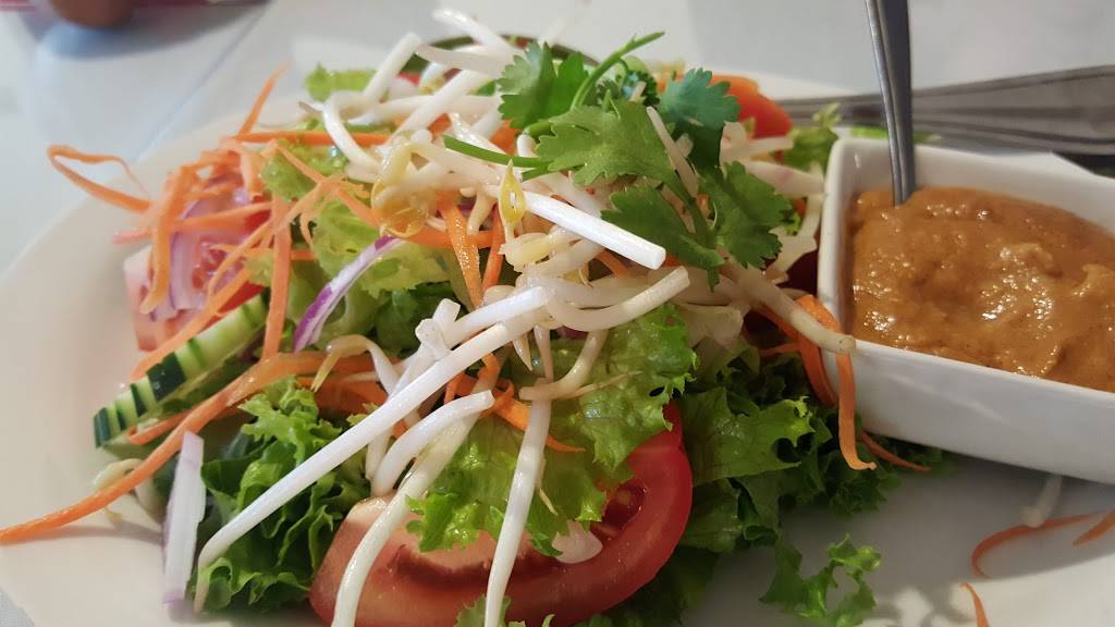 Thai Hot | restaurant | 8333 Culebra Rd Suite 205, San Antonio, TX 78251, USA | 2103144508 OR +1 210-314-4508