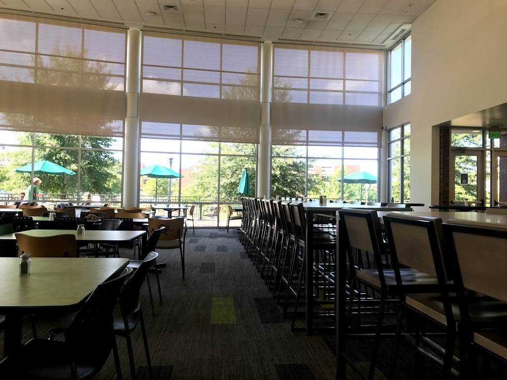 Commons on the Green | restaurant | 900 16th St S, Birmingham, AL 35205, USA | 2059966567 OR +1 205-996-6567