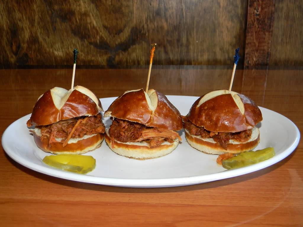 Barrels Taphouse and Grill | restaurant | 6726 State Highway N, St Charles, MO 63304, USA | 6362445898 OR +1 636-244-5898