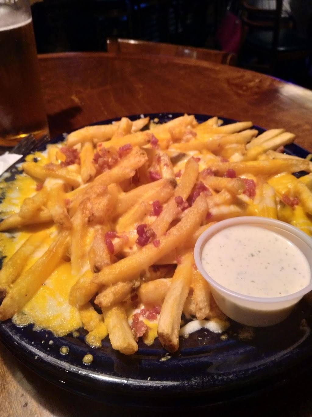 Belle Isle Restaurant & Brewery | restaurant | 1900 Northwest Expy # 44R, Oklahoma City, OK 73118, USA | 4058401911 OR +1 405-840-1911