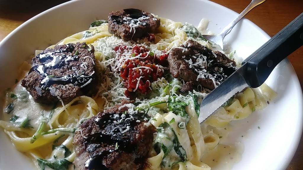 Olive Garden Italian Restaurant | meal takeaway | 4441 Franklin St, Michigan City, IN 46360, USA | 2198796830 OR +1 219-879-6830