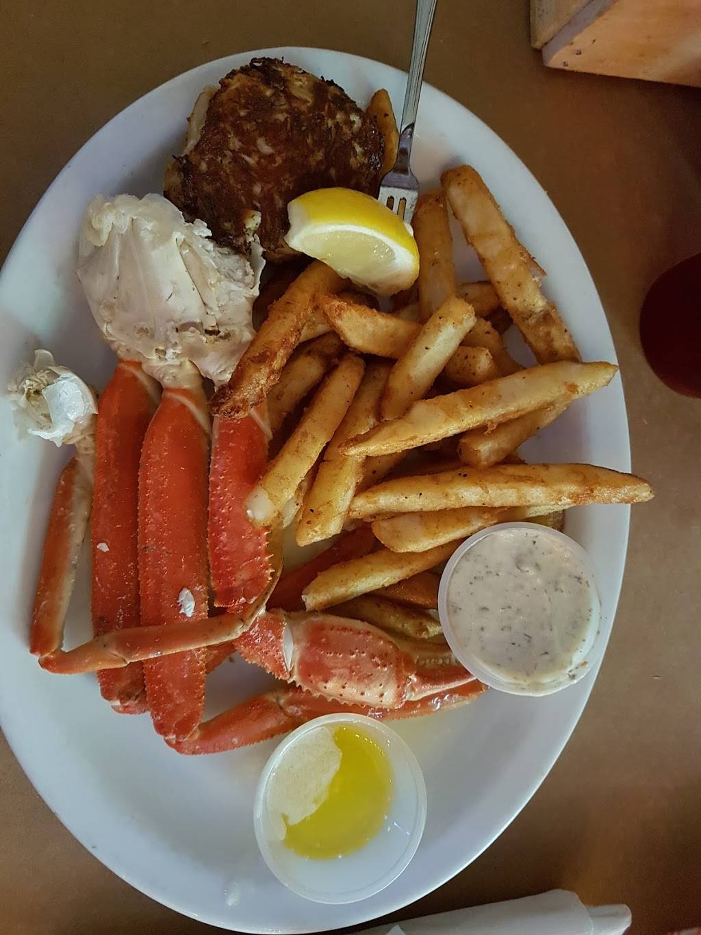 Crab House | restaurant | 19598 Coastal Hwy, Rehoboth Beach, DE 19971, USA | 3022272019 OR +1 302-227-2019
