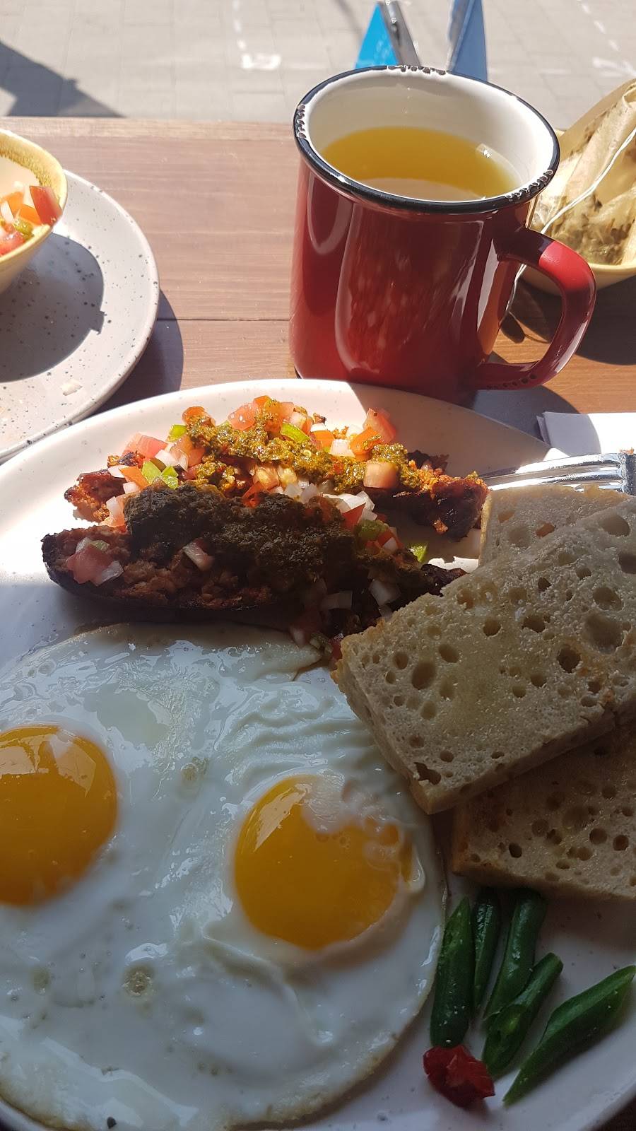 Bar Bacan | restaurant | 369 Roncesvalles Ave, Toronto, ON M6R 2M8, Canada | 4165352222 OR +1 416-535-2222