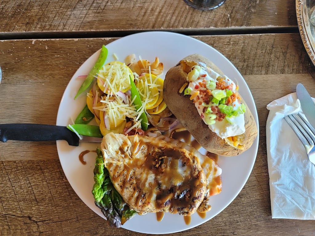 River Station | restaurant | 510 E Main St suite g, Rogue River, OR 97537, USA | 5412990315 OR +1 541-299-0315