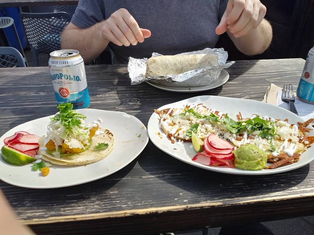 Tallulahs Taqueria | restaurant | 146 Ives St, Providence, RI 02906, USA | 4012728226 OR +1 401-272-8226