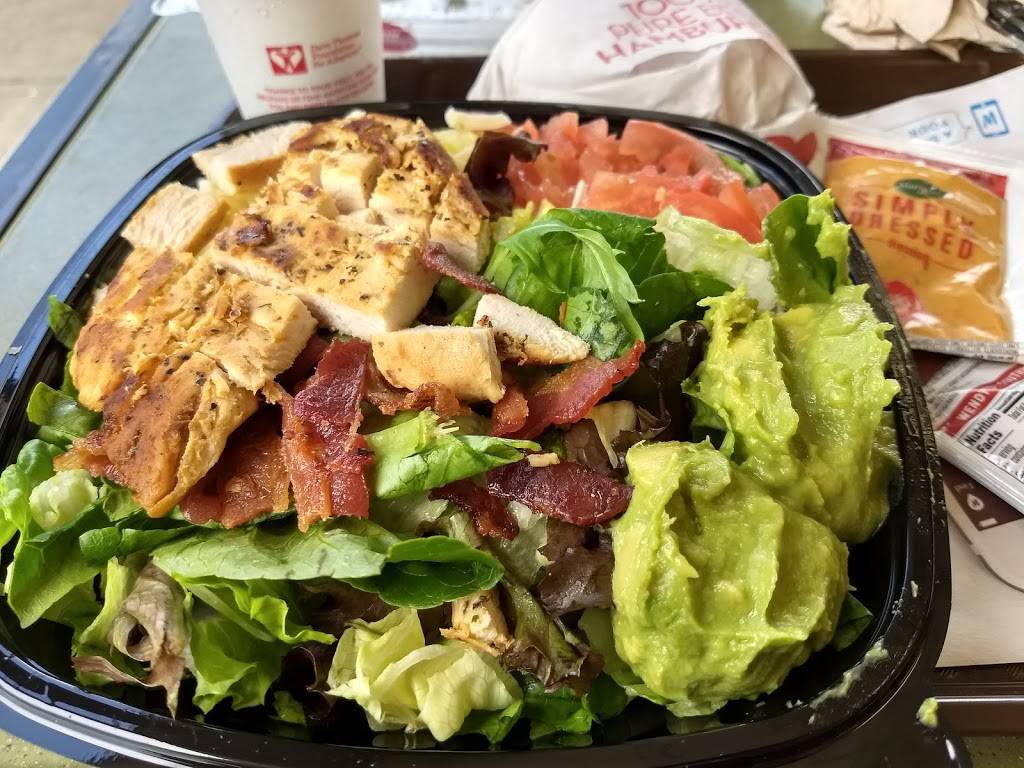 Wendys | restaurant | 1420 Allen St, Springfield, MA 01118, USA | 4132737971 OR +1 413-273-7971