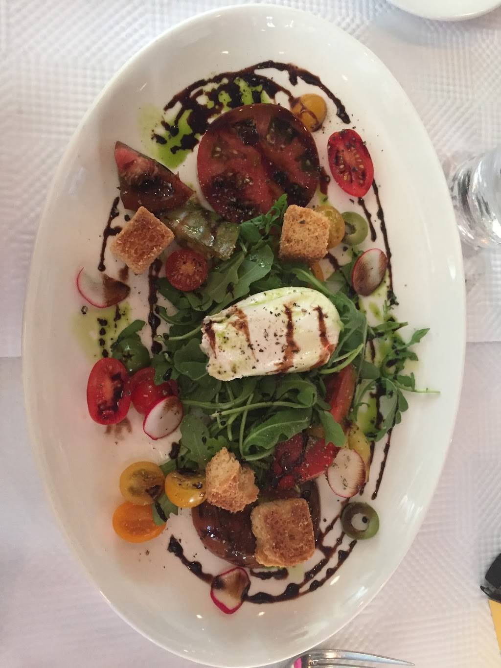 Brasserie Du Soleil | restaurant | 1908 Eastwood Rd #118, Wilmington, NC 28403, USA | 9102562226 OR +1 910-256-2226