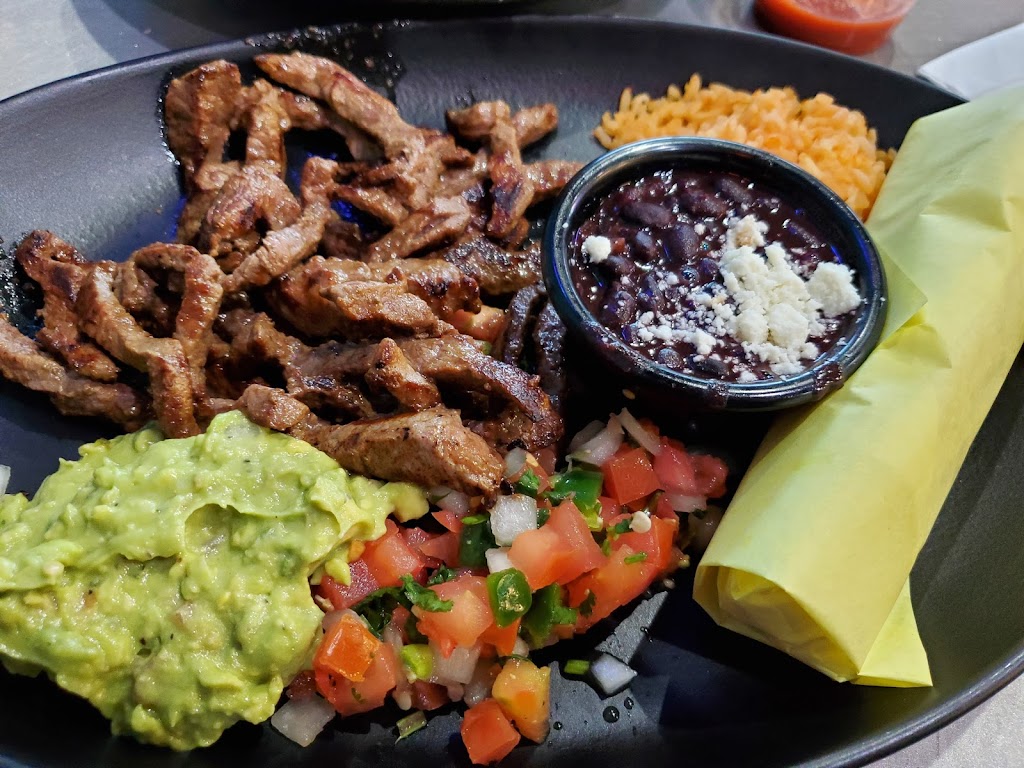 Caliente Mexican Grill | restaurant | 15600 N Hayden Rd C-100, Scottsdale, AZ 85260, USA | 4805976467 OR +1 480-597-6467