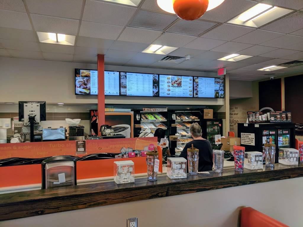 Dunkin | bakery | 50 Burnt Church Rd Ste 100, Bluffton, SC 29910, USA | 8437576666 OR +1 843-757-6666