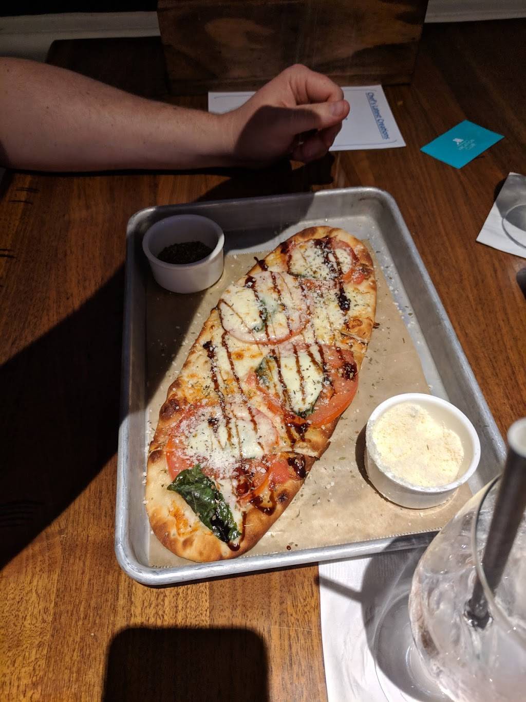 High Velocity | restaurant | 8701 World Center Dr, Orlando, FL 32821, USA | 4072388690 OR +1 407-238-8690