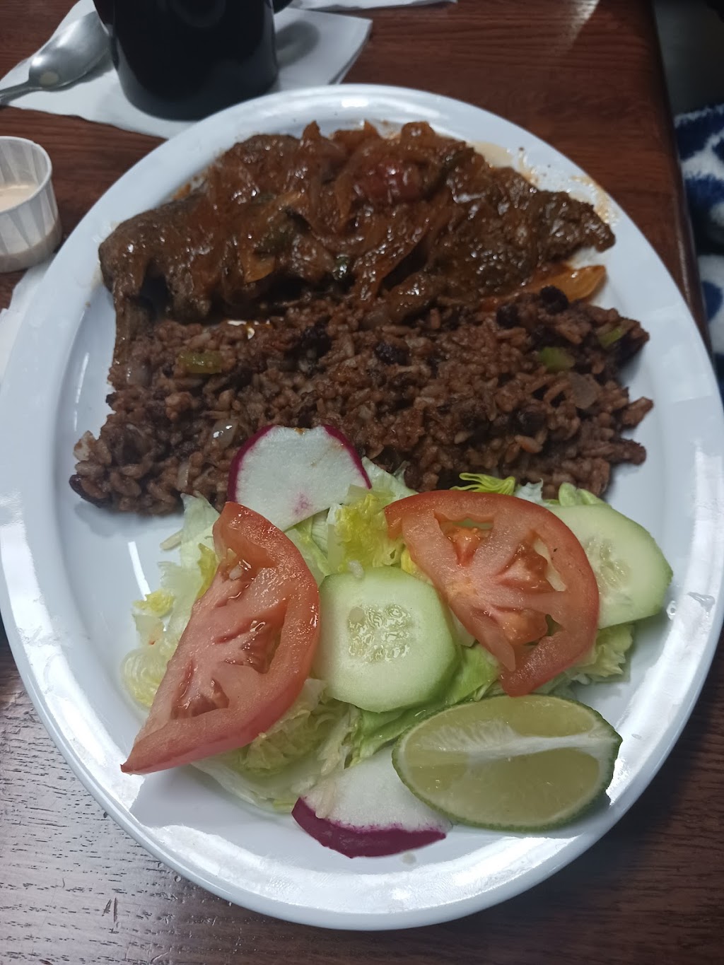 SV Cocina and Pupuseria | restaurant | 1208 E Arques Ave Suite 103, Sunnyvale, CA 94085, USA | 4082454242 OR +1 408-245-4242