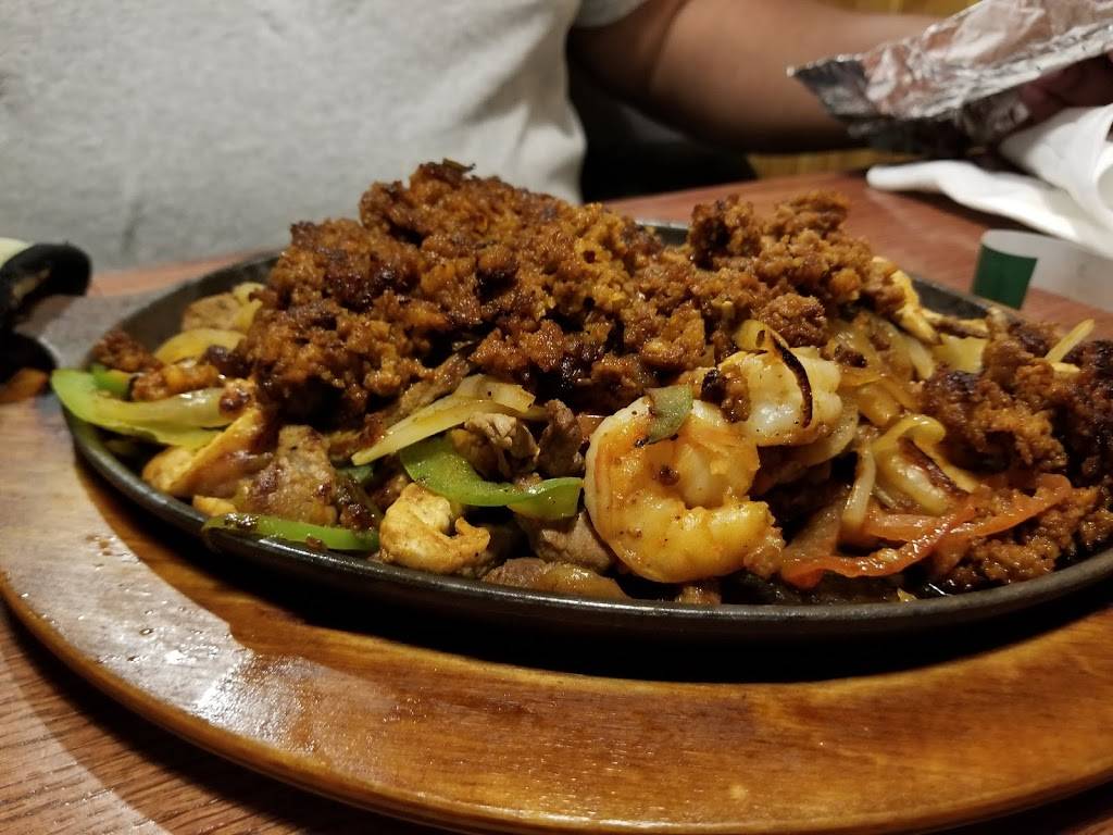 La Carreta | restaurant | 424 Pinnacle Pkwy #210, Bristol, TN 37620, USA | 4235732216 OR +1 423-573-2216