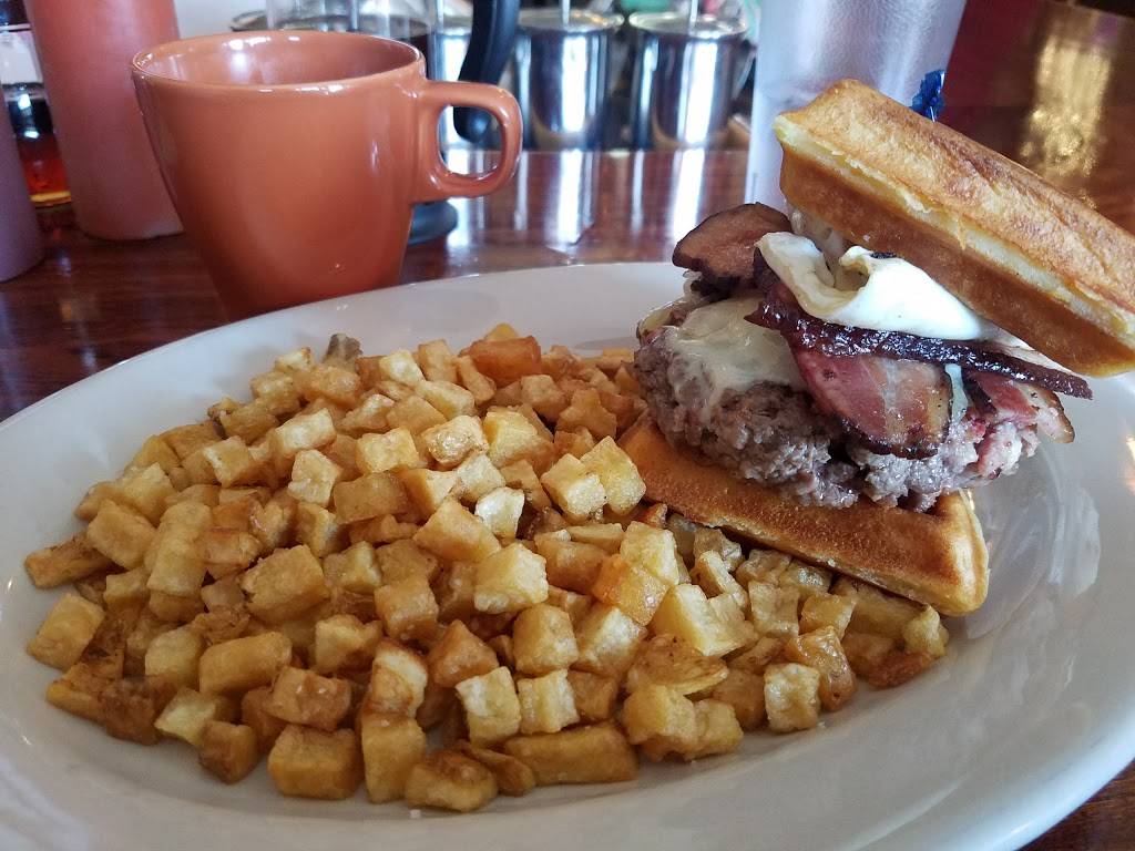 J’eatjet? bar | restaurant | 685 5th Ave, Brooklyn, NY 11215, USA | 3472277410 OR +1 347-227-7410