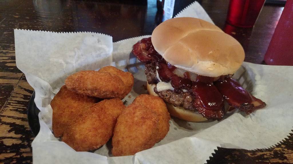 The Brickhouse Bar & Grill | restaurant | 866 Sparta St, St Libory, IL 62282, USA | 6187684488 OR +1 618-768-4488