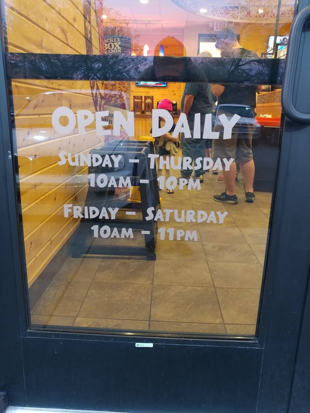 Popeyes Louisiana Kitchen | restaurant | 3060 N Campbell Ave, Tucson, AZ 85719, USA | 5203252875 OR +1 520-325-2875